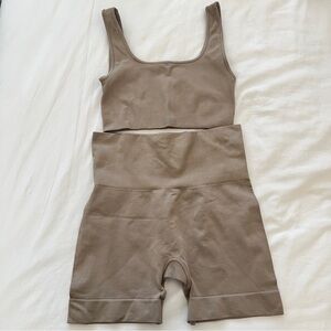 tan set active sculptflex bra and shorts set